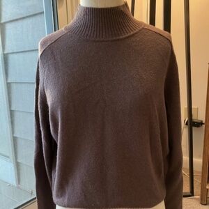 Aritzia Babaton Thurlow Sweater - xs eggplant VGUC!